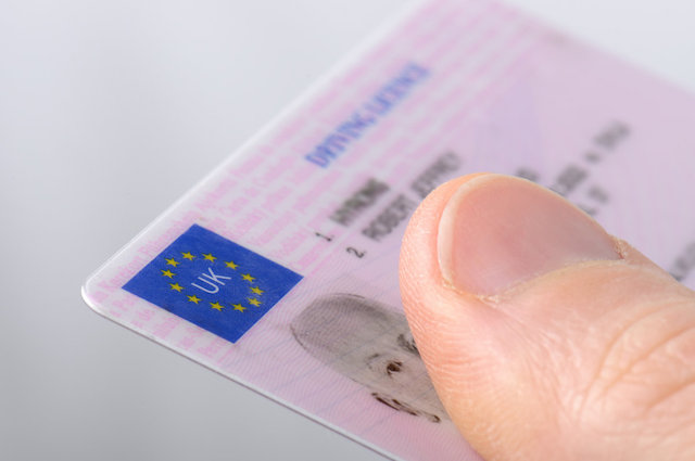 Certificates and Forms - Driving Licence Photograph